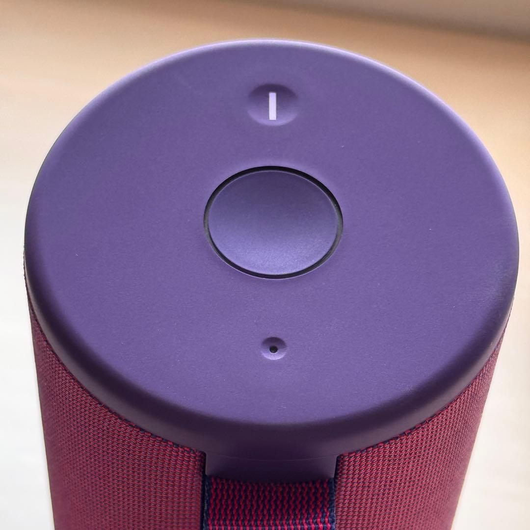 ピンクの猫【防水】Bluetoothスピーカー（ULTIMATE EARS