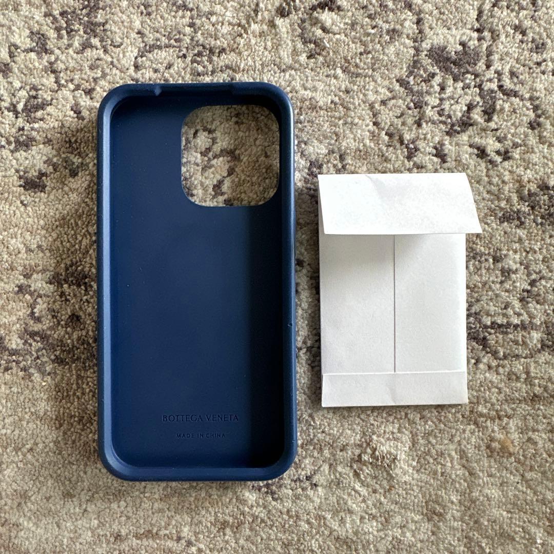 BOTTEGA VENETA ネイビー iPhoneケース
