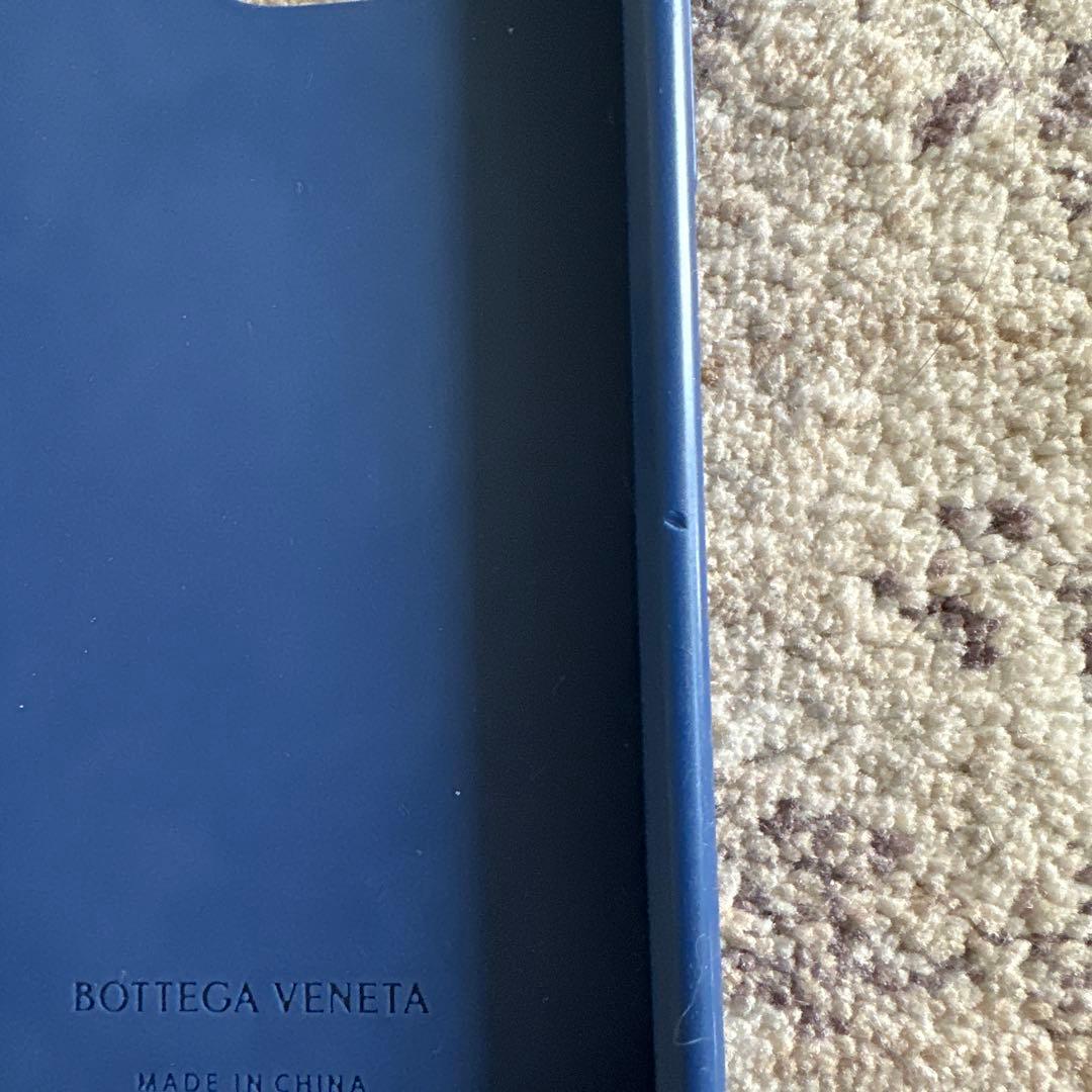 BOTTEGA VENETA ネイビー iPhoneケース