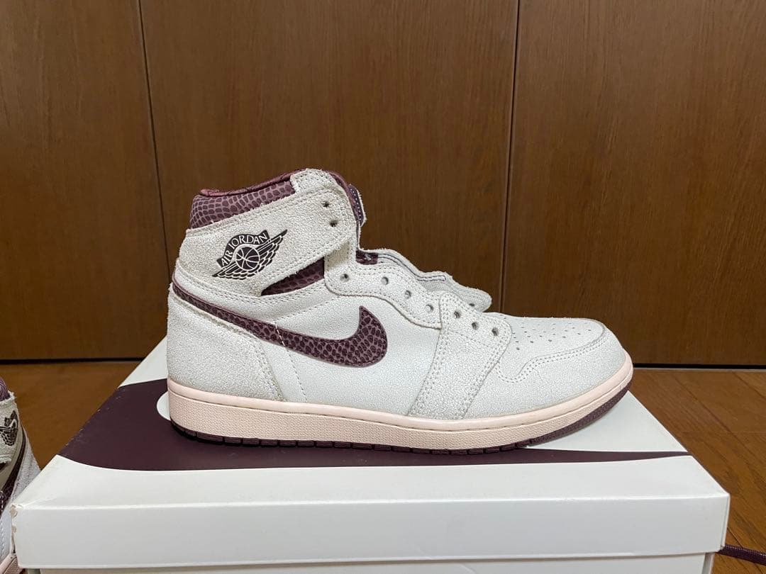 アママニエール　Air Jordan 1 ホワイト/バーガンディ　レトロハイOG