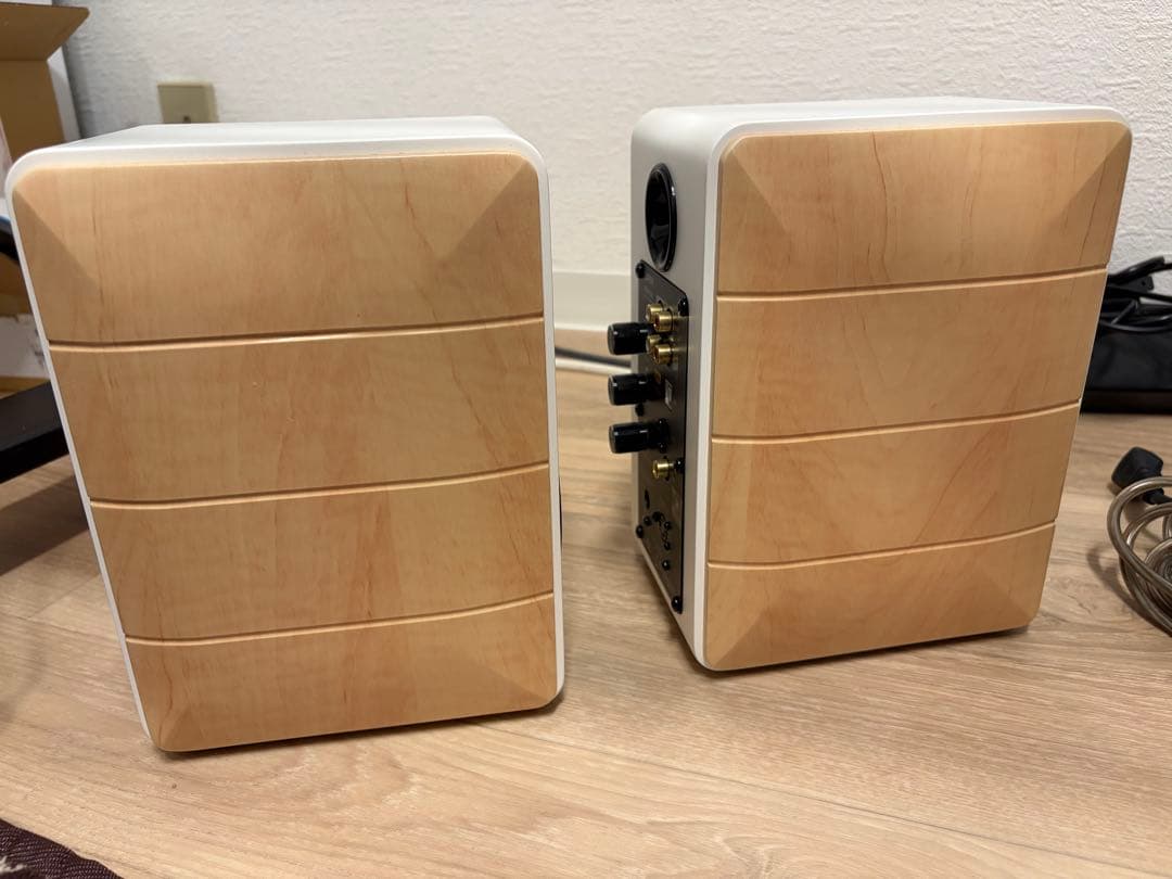 スピーカー EDIFIER S880DB