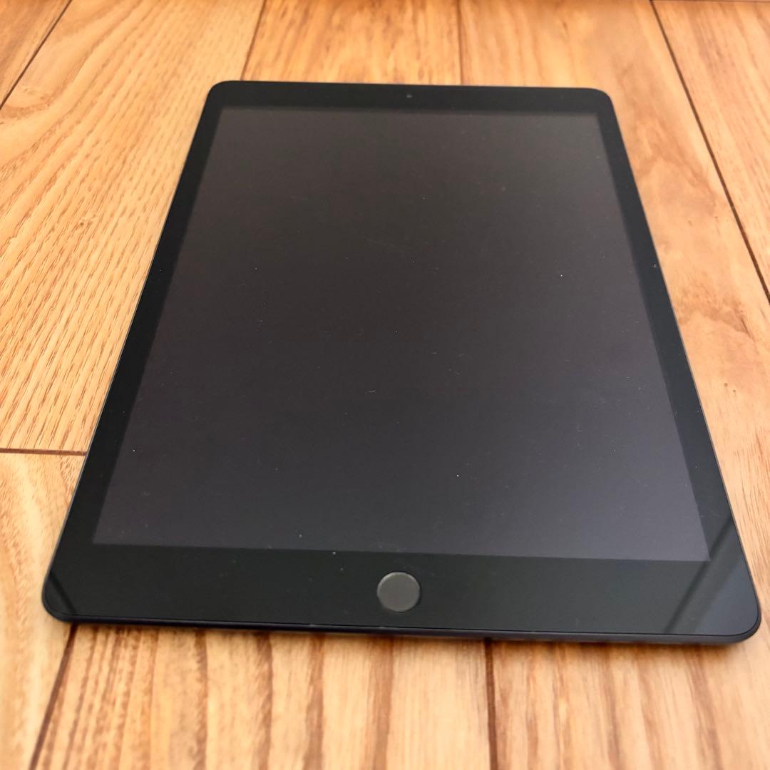 Apple ipad 本体 第8世代 32GB バテッリー容量86%
