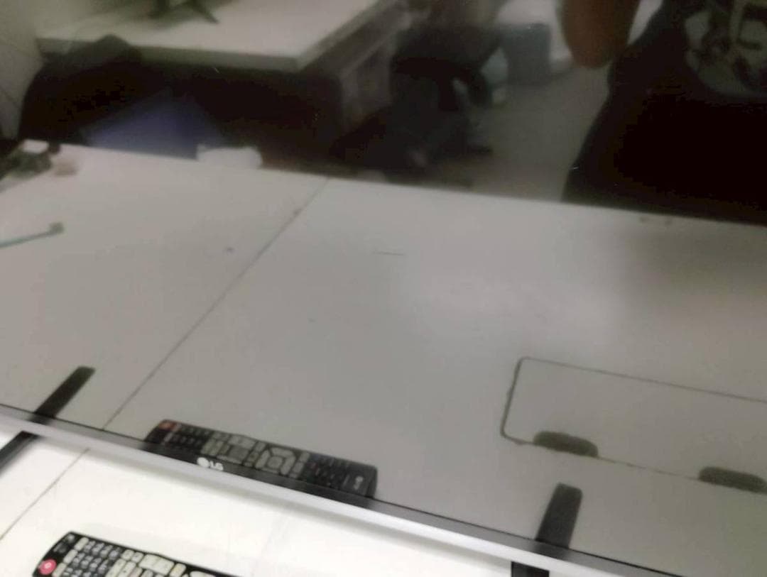 【完動品】LGエレクトロニクス 液晶テレビ 60UF8500