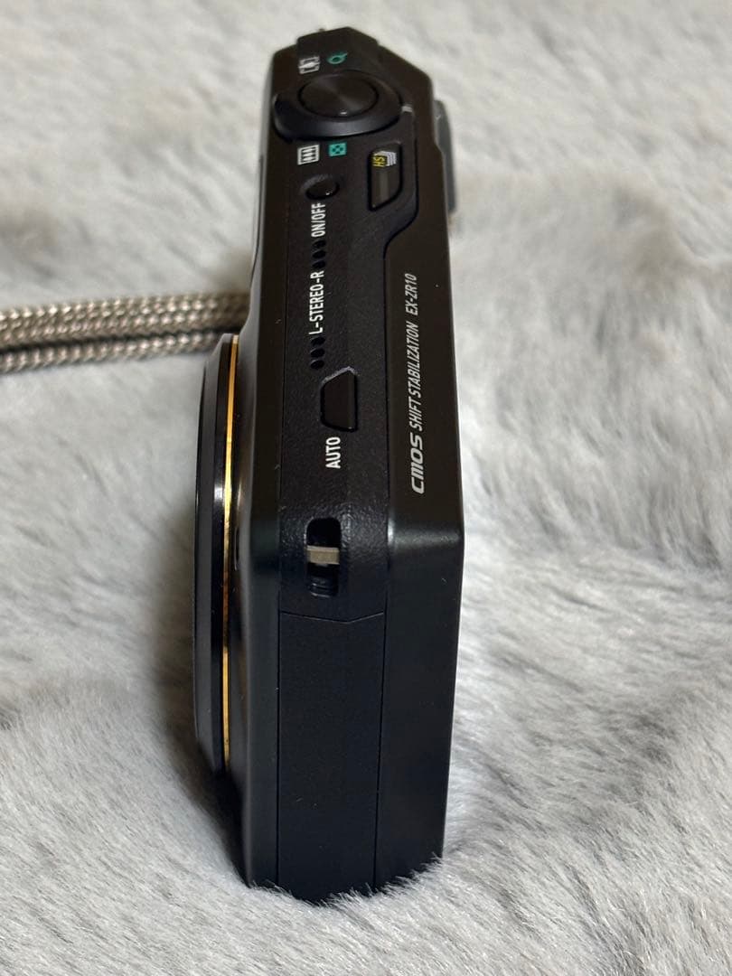 CASIO EXILIM EX-ZR10 ブラック デジカメ