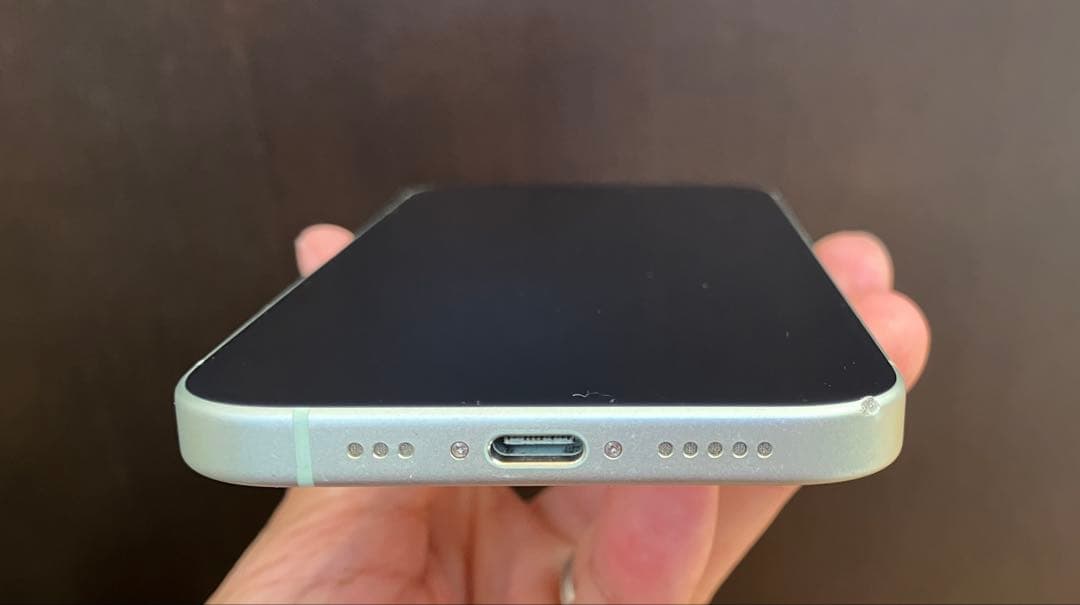 【美品】Apple iPhone 15グリーン 本体