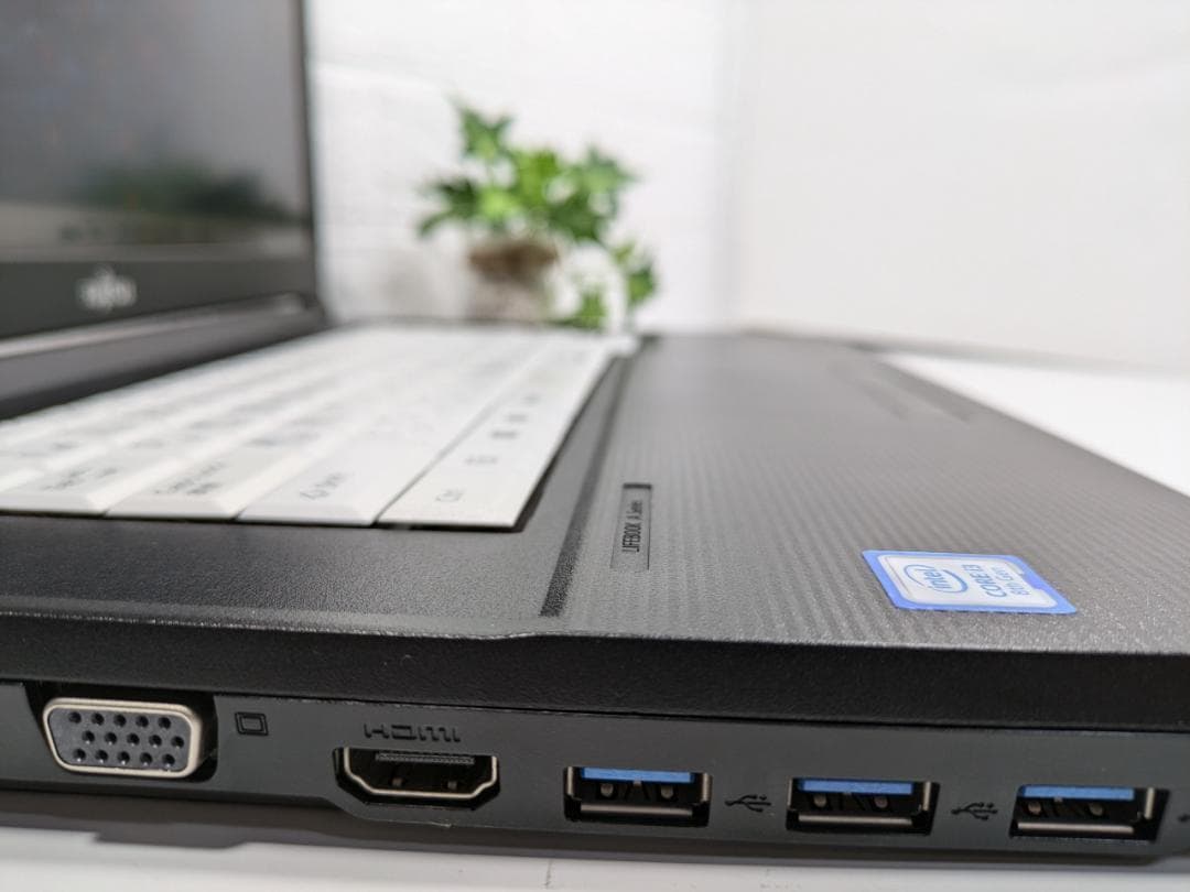 コ*ロ様 Windows11ノートパソコン✨オフィス付き✨富士通　爆速SSD　W