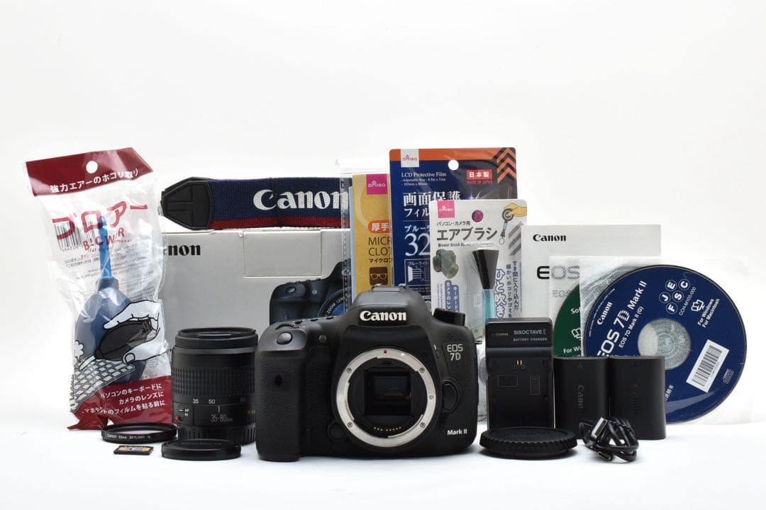 Canon EOS 7D Mark II ＋ EF-S EF 35-80mm