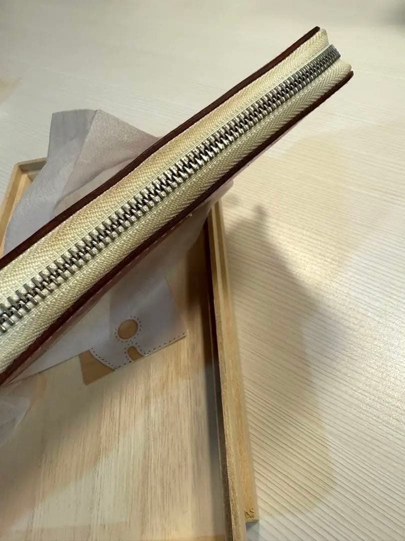 CUNE 長財布 牛革　木箱付き　ロングウォレット　財布　キューン