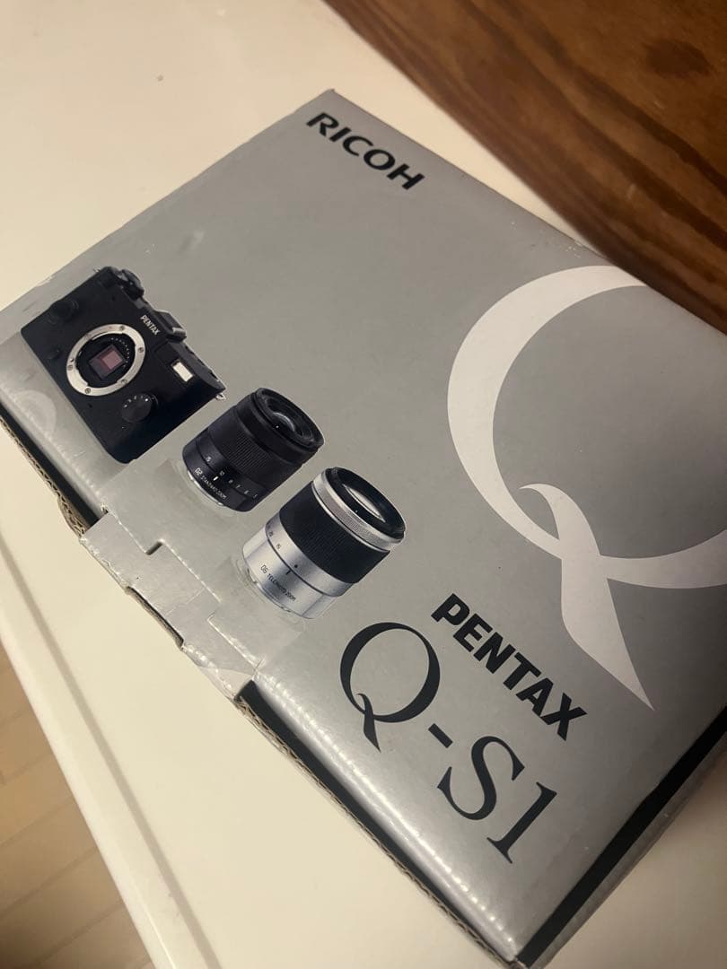 PENTAX Q-S1 ミラーレス一眼 カメラ