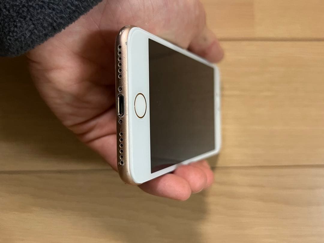 スマートフォン本体 iPhone 8 64GB iOS 16.7.11