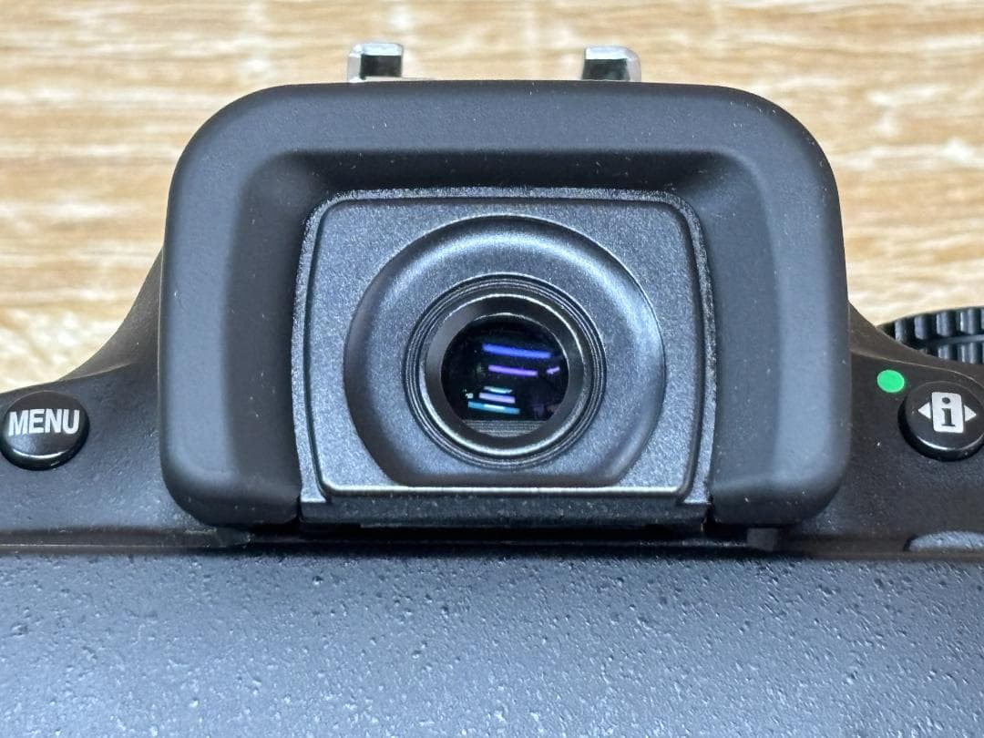 Nikon D5100 ダブルズームキット【ショット数 10,631回】