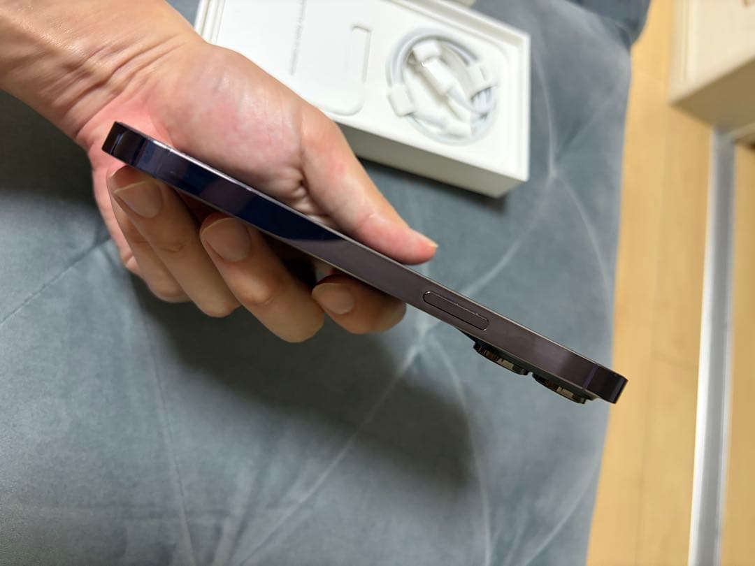 ま*n様 iPhone 14 Pro イヤホン、Moffセット