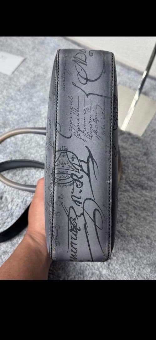 かめさん専用ベルルッティトゥジュールガリバー2wayバッグ