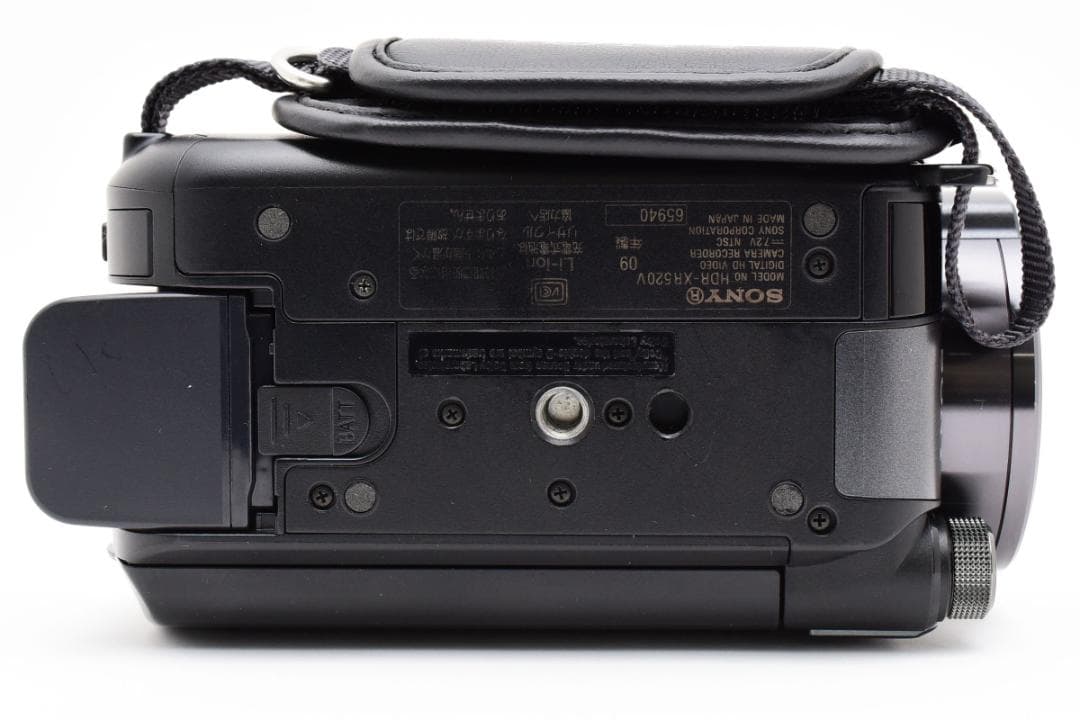 美品　Sony　HDR-XR520V　ハンディカム　バッテリー2個付　NO316