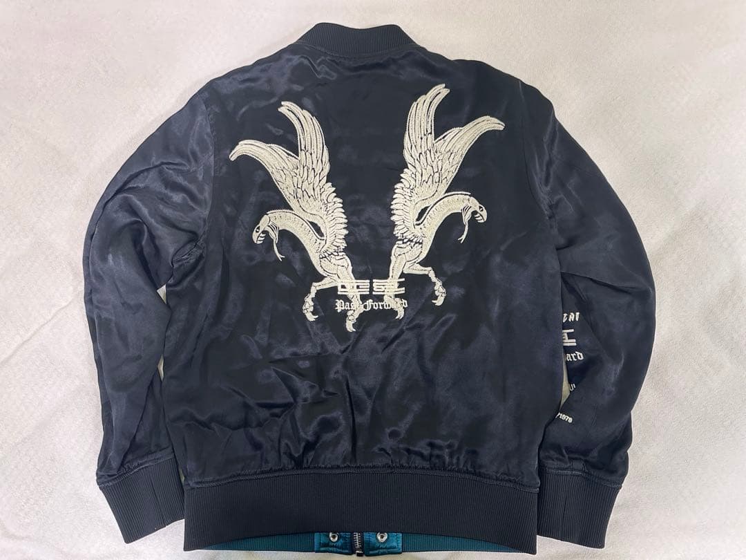 『DIESEL』 スカジャン　J-SMOAK-EMBRO リバーシブル　黒　M