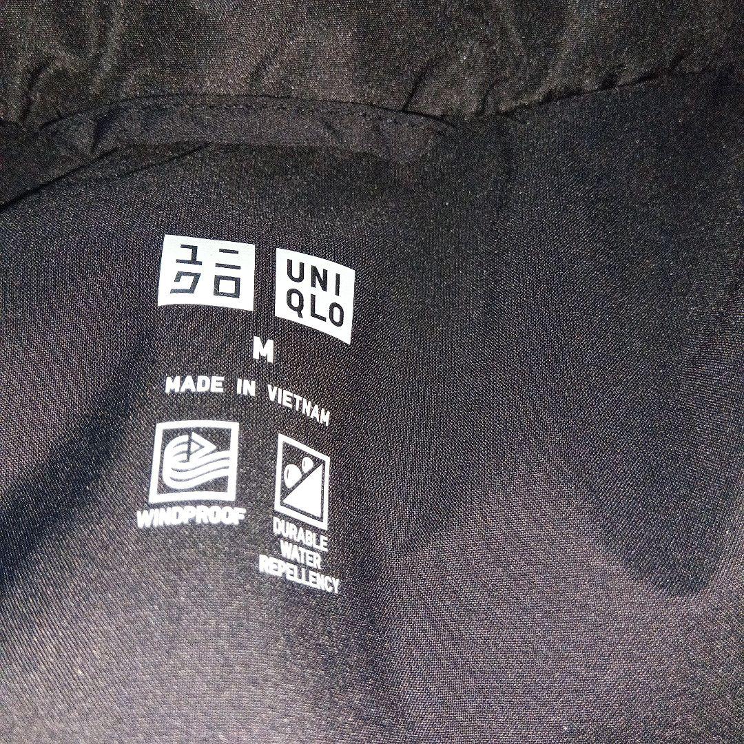 ユニクロシームレスダウンショートコート婦人用Mサイズ ブラック