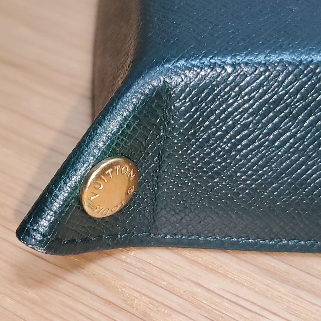 LOUIS VUITTON ルイヴィトン 小物入れ アクセサリーケース タイガ