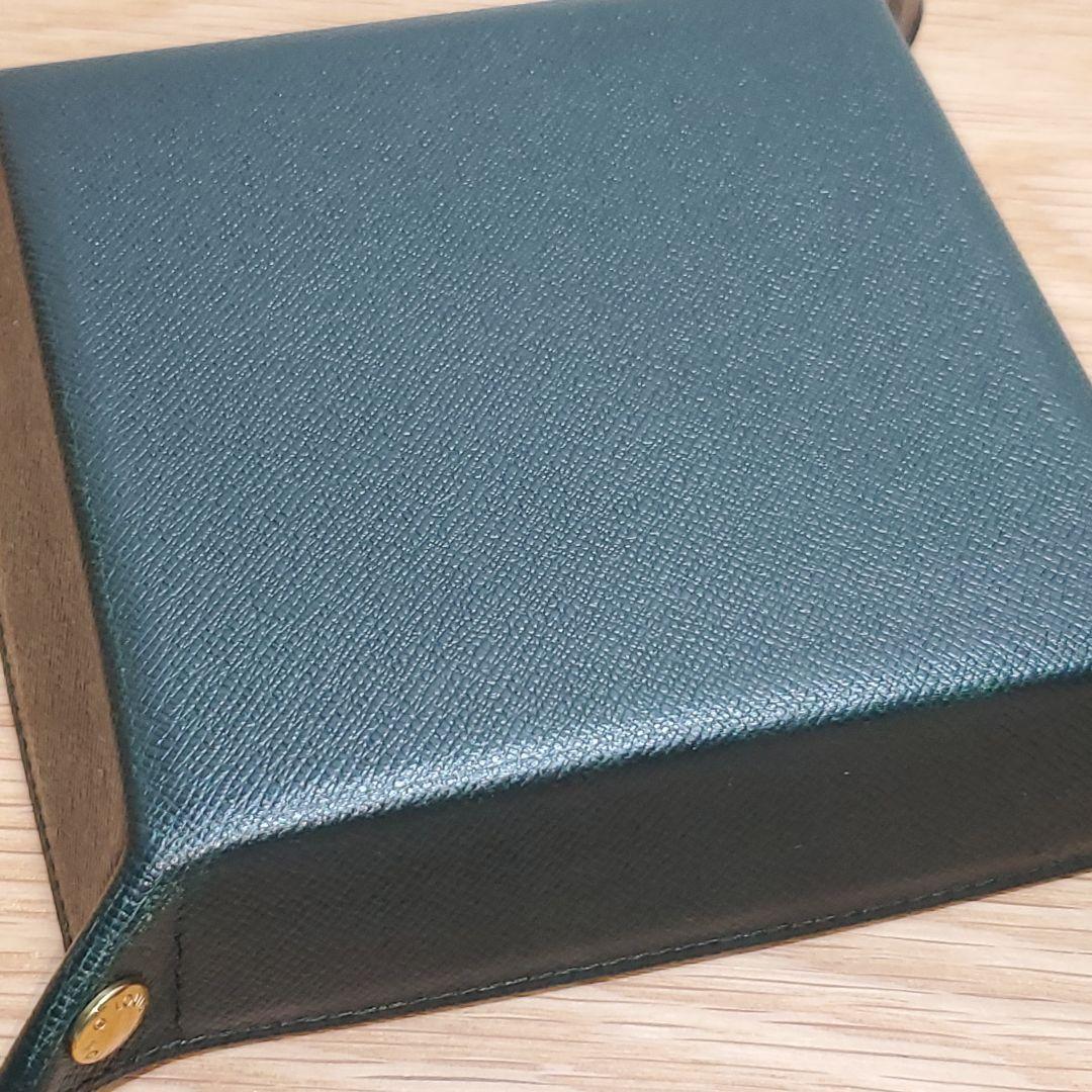 LOUIS VUITTON ルイヴィトン 小物入れ アクセサリーケース タイガ