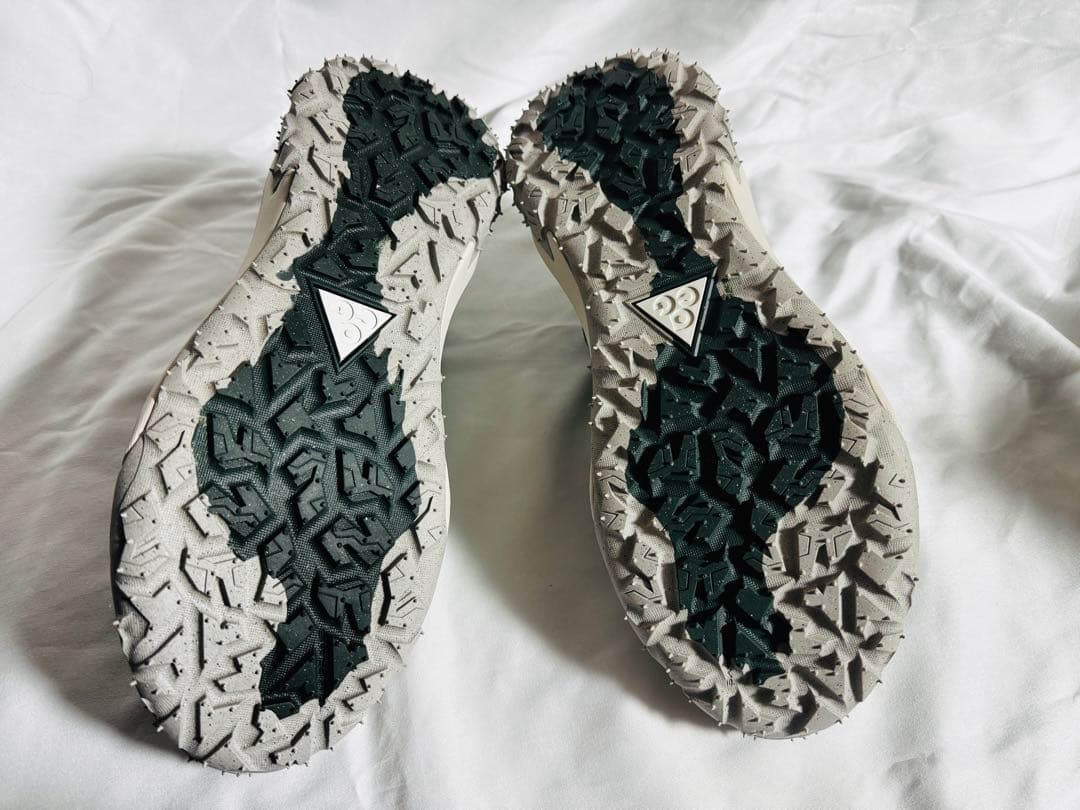 【新品未使用】NIKE ACG MOUNTAIN FLY 2 LOW 28.5