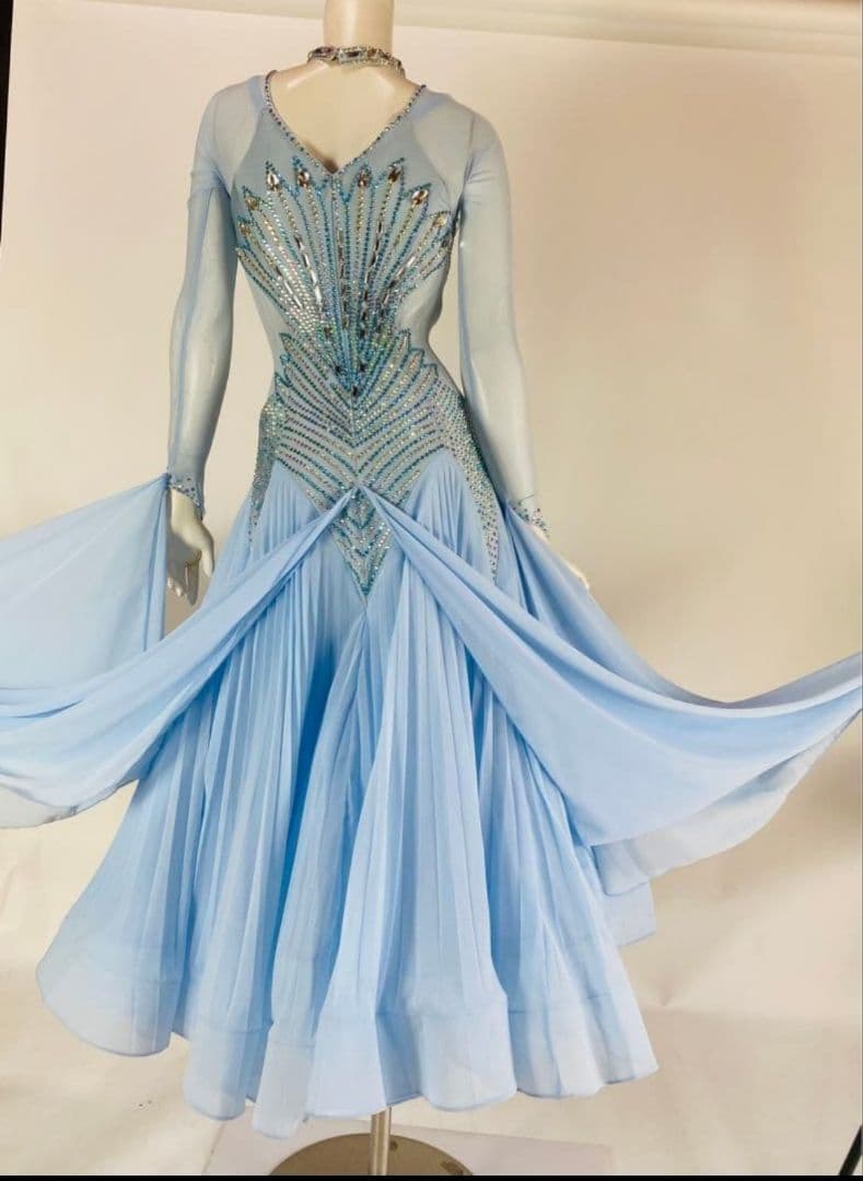 水色 スパンコール装飾 ダンスドレス