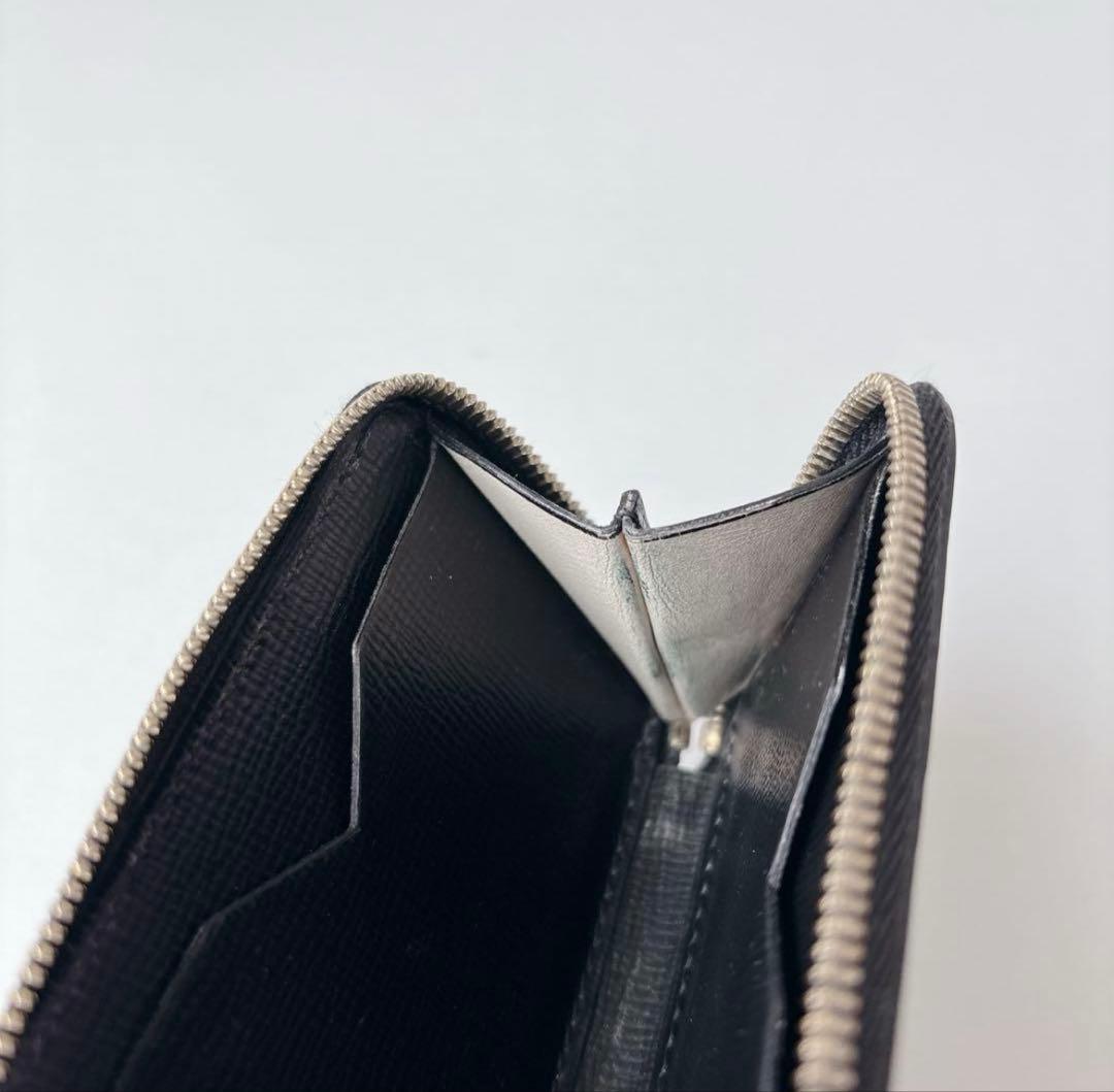 Valextra 黒 ケース