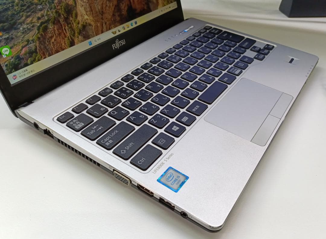 Windowsノート本体 FUJITSU LIFEBOOK S936/M i5 8GB