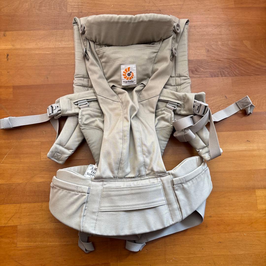 ☆ほぼ未使用☆エルゴベビー OMNI Dream ソフトオリーブ