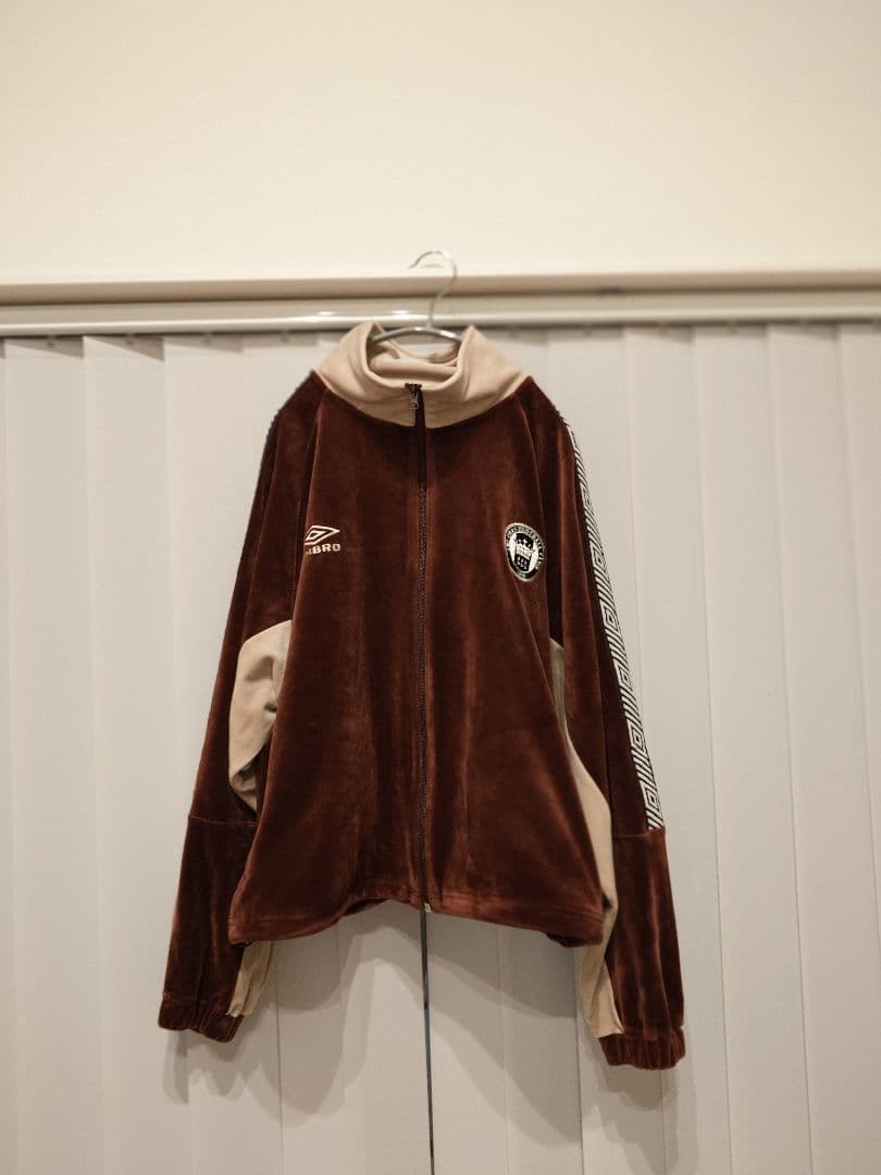 UMBRO　ベロア　トラックジャケット