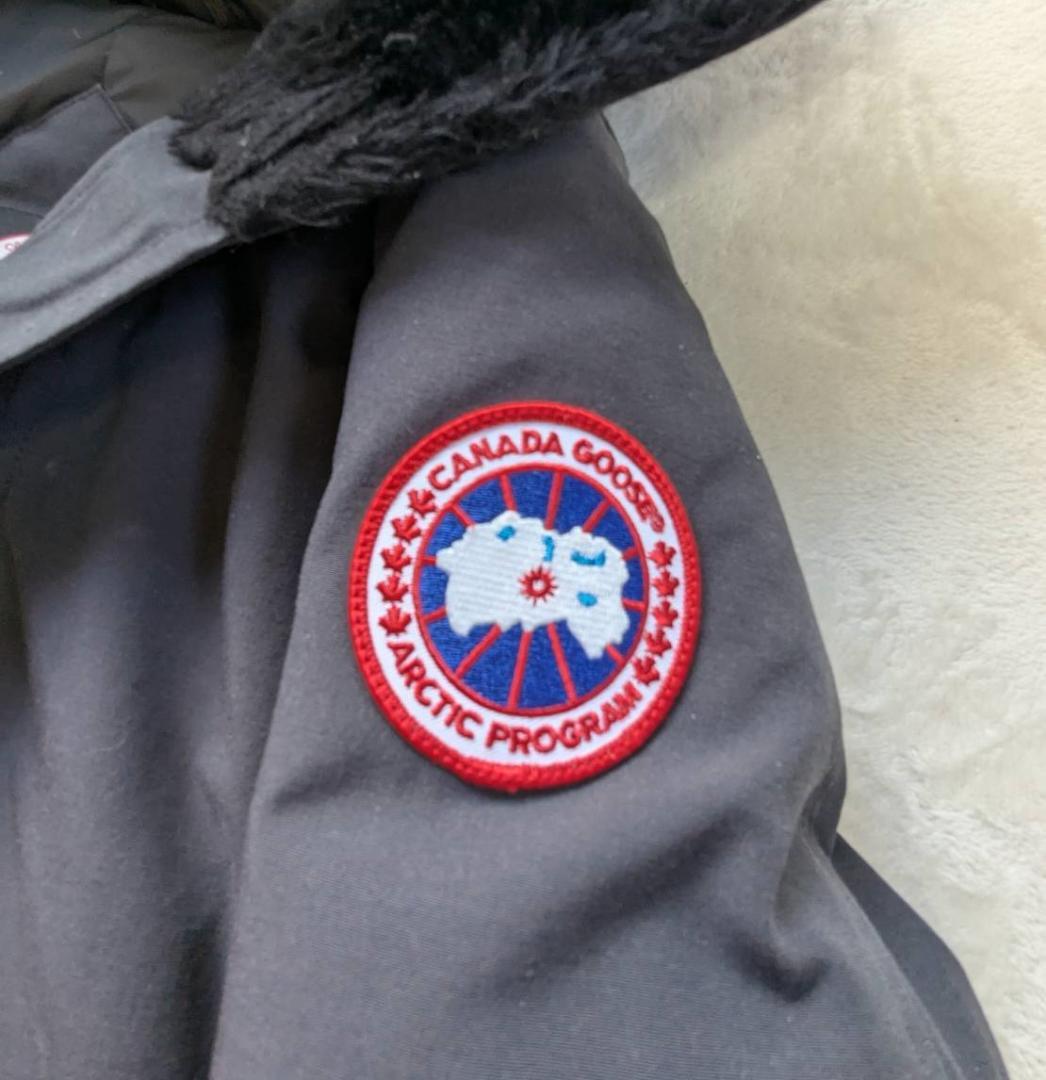 美品　カナダグース❤️　ダウン　ファー付き ブロンテ 　Sサイズ　レディース　黒