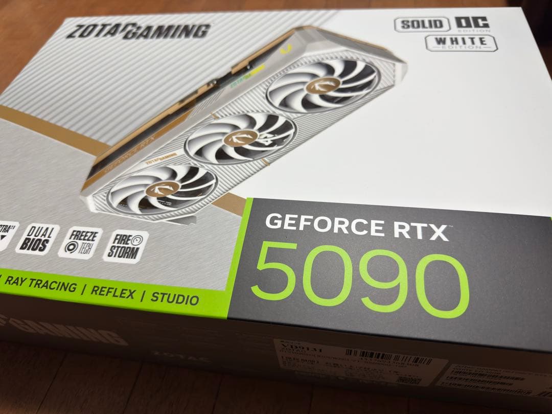 グラフィックボード・グラボ・ビデオカード ZOTAC GAMING RTX 5090 SOLID OC WE