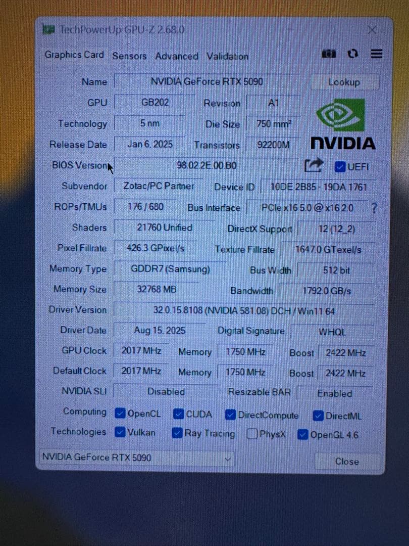グラフィックボード・グラボ・ビデオカード ZOTAC GAMING RTX 5090 SOLID OC WE
