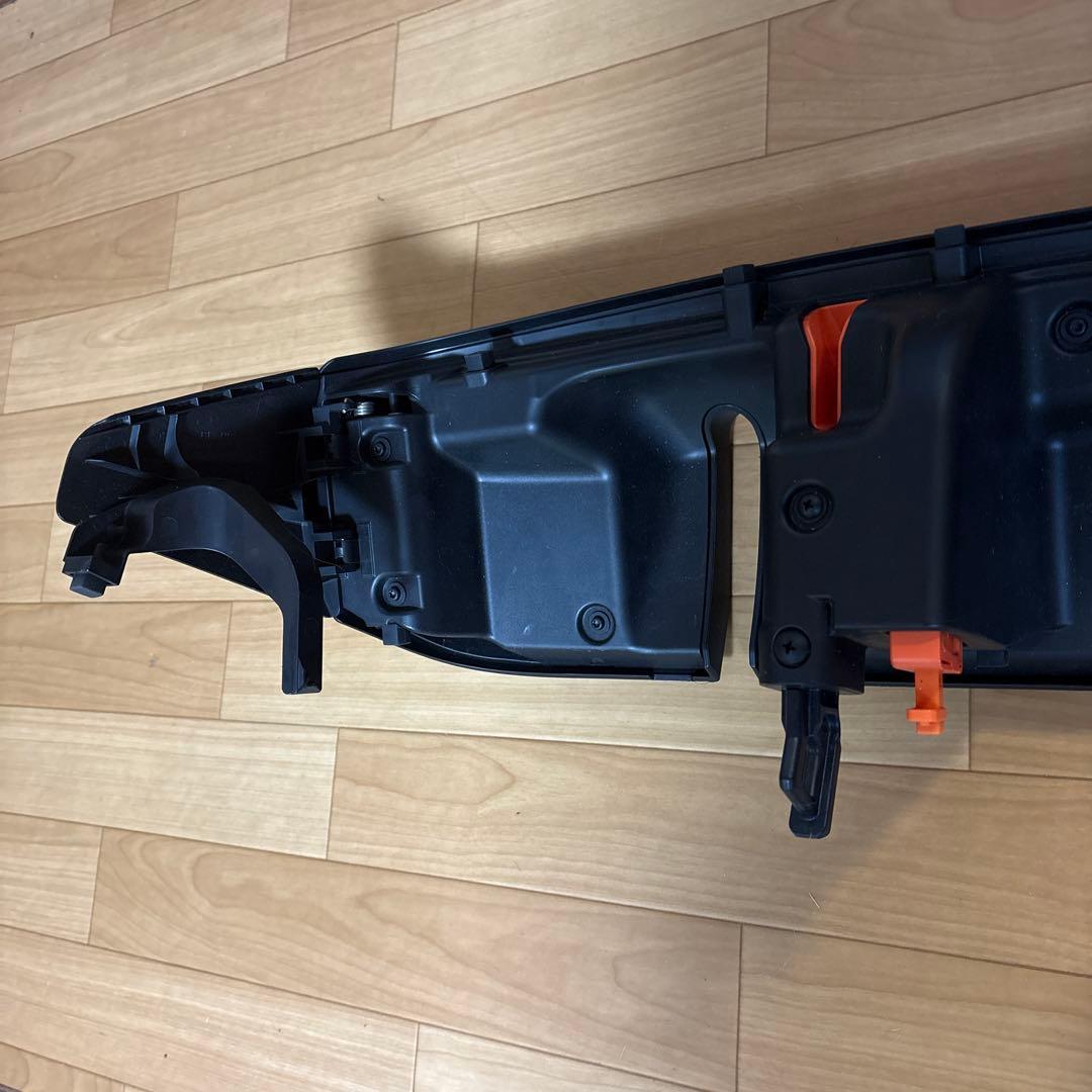 日産リーフZero Emission 充電ポートカバー　取扱説明書・収納袋付き