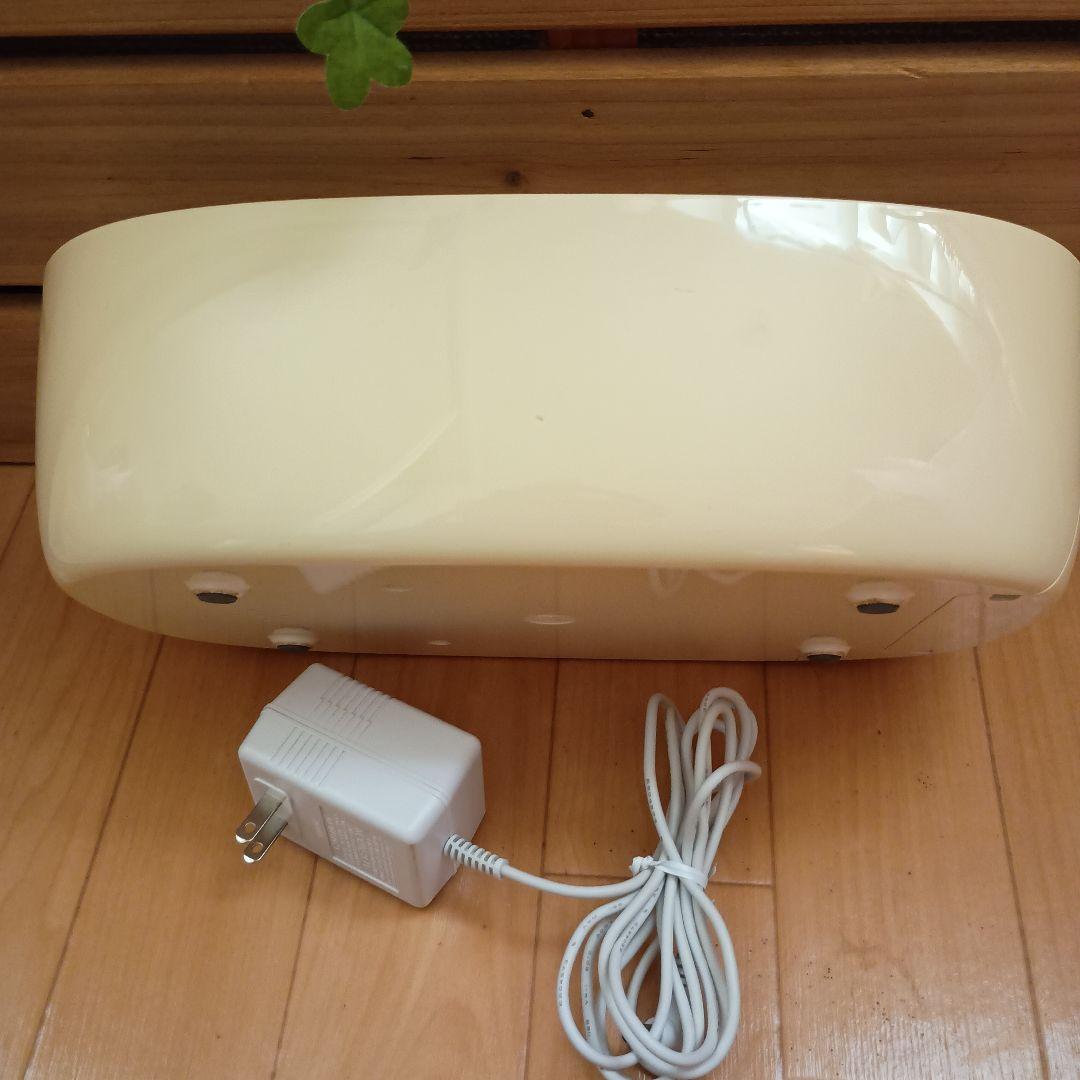 sagina 美顔器 2種類のアタッチメント付き