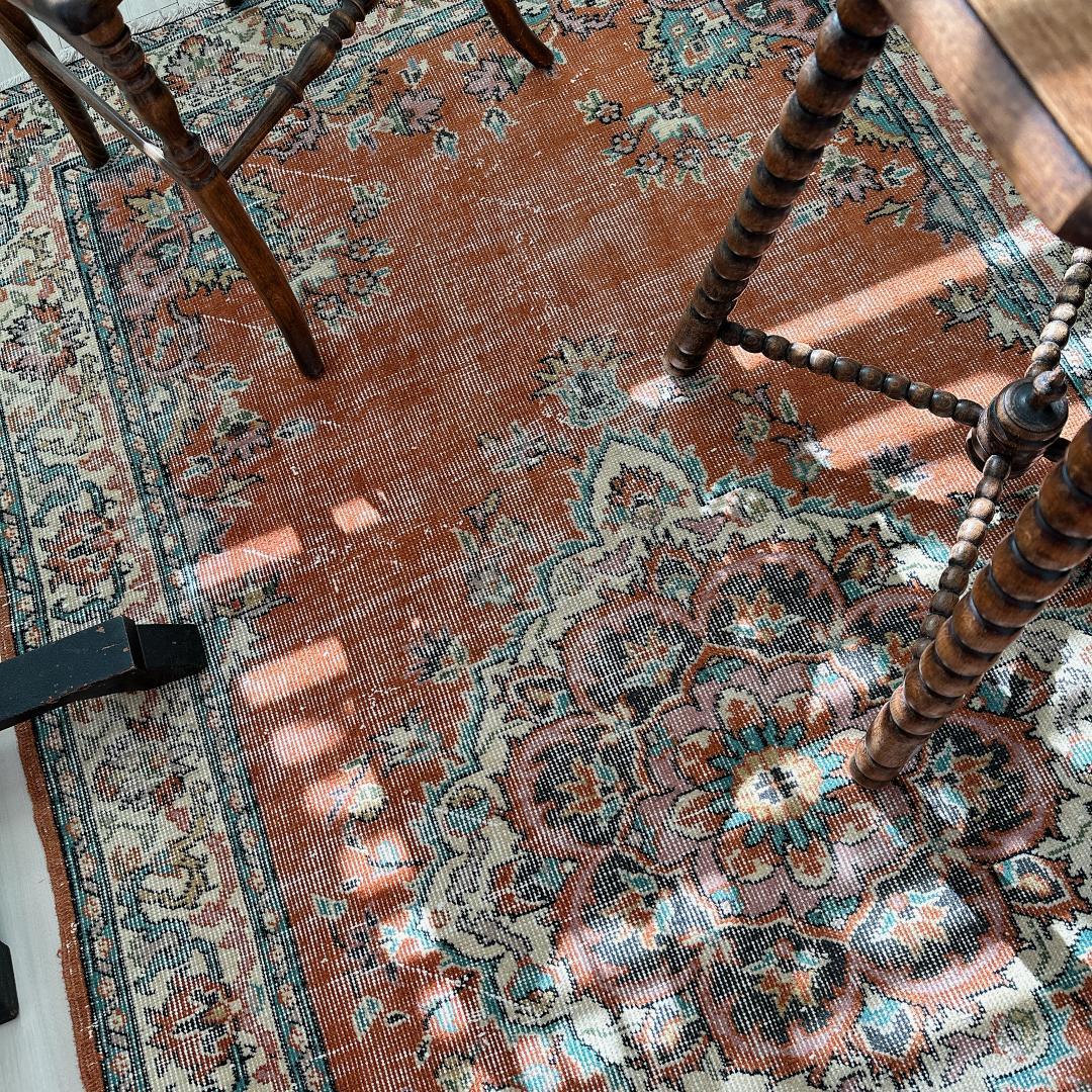 トルコ ヴィンテージラグ A12 レア オレンジ ブラウン ピンク ブルー