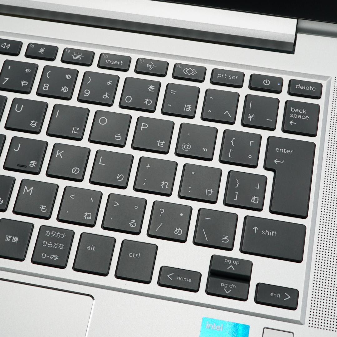 極美品のほぼ現行モデル✨１０コアの第１３世代コアｉ５に超高速ＳＳＤ＆１６Ｇメモリ