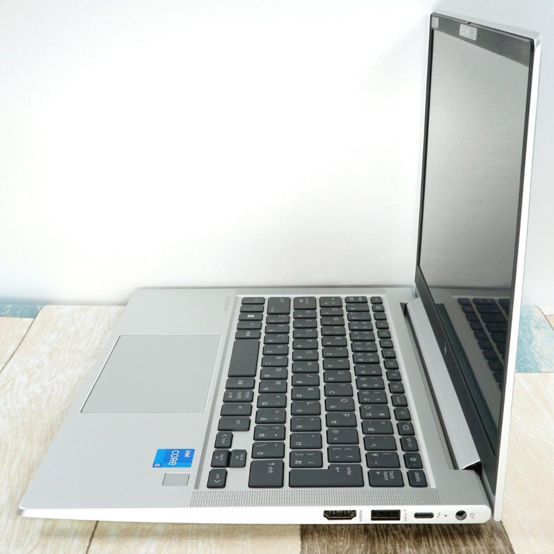 極美品のほぼ現行モデル✨１０コアの第１３世代コアｉ５に超高速ＳＳＤ＆１６Ｇメモリ