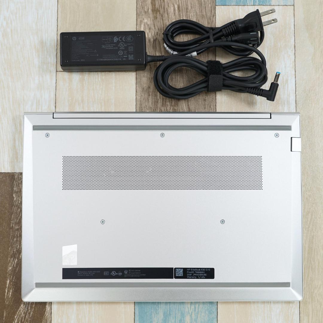 極美品のほぼ現行モデル✨１０コアの第１３世代コアｉ５に超高速ＳＳＤ＆１６Ｇメモリ