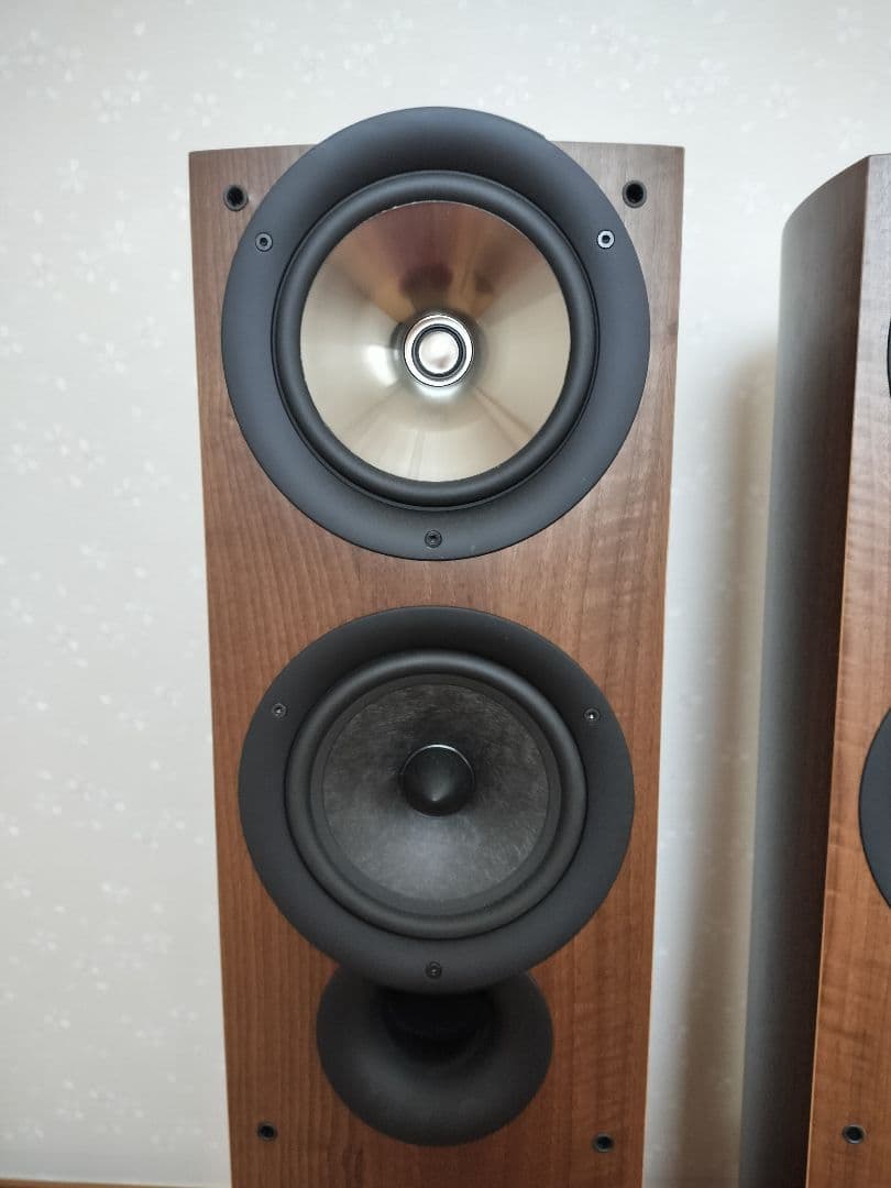 KEF iQ7 フロアスタンドスピーカー 引取限定