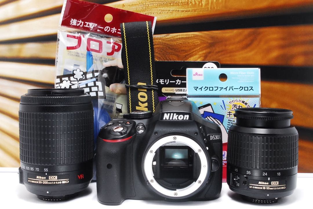 Nikon D5300 ダブルズームキット　デジタル一眼レフカメラ　Wi-Fi