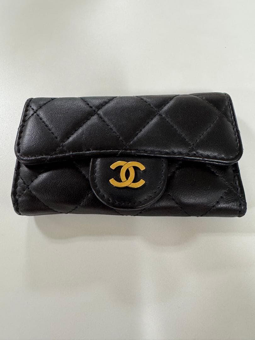 【RyuRyu】CHANEL マトラッセ キャビアスキン 4連キーケース