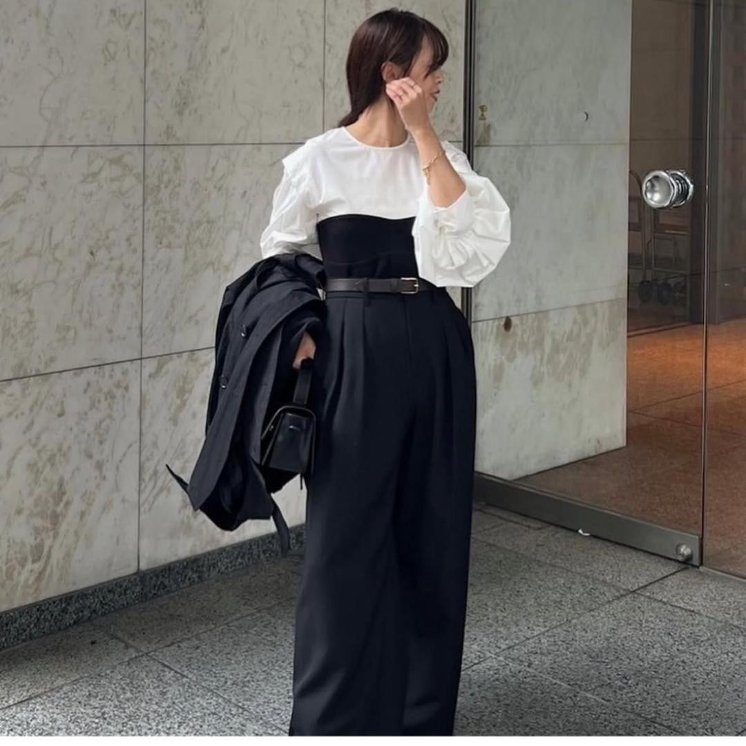 ETRE TOKYO ニットビスチェボリュームスリーブブラウス　ホワイト　エトレ