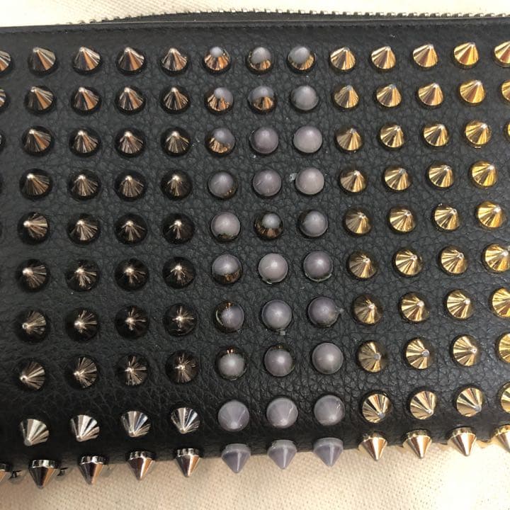 クリスチャンルブタン 長財布