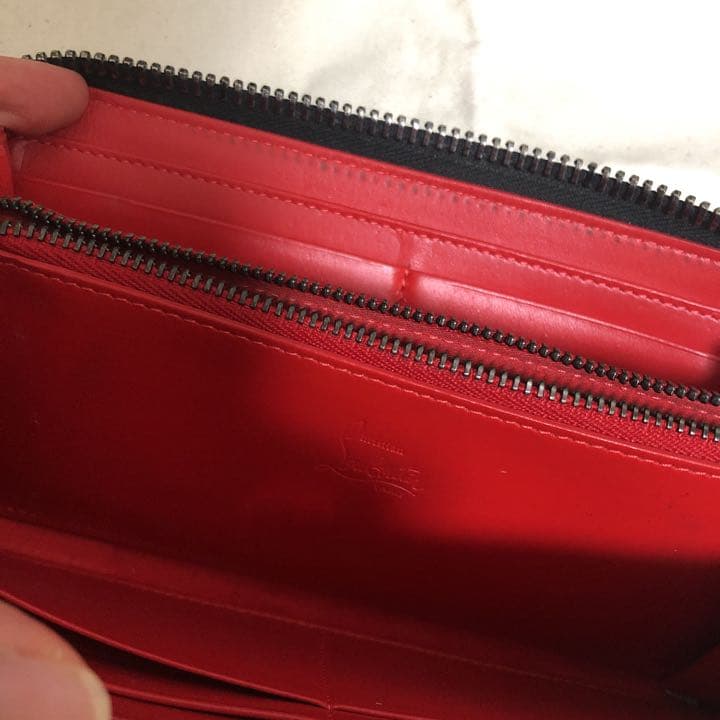 クリスチャンルブタン 長財布