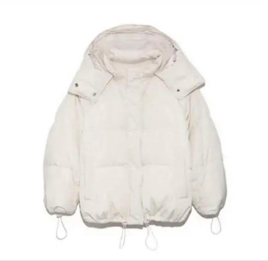 スナイデル　ダウンジャケット白