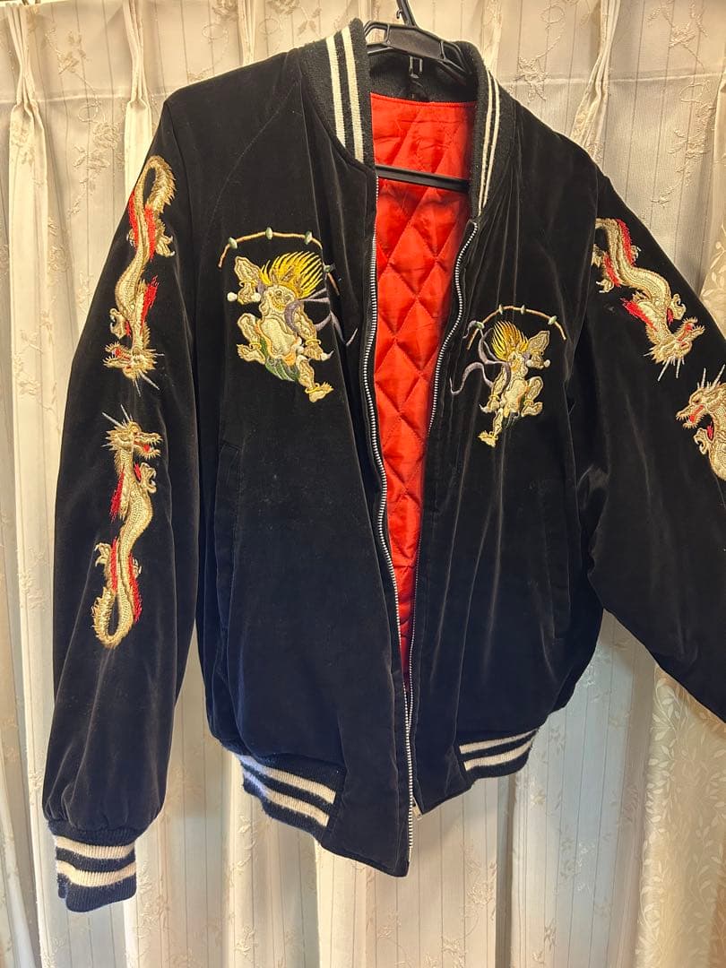 bbセール実施中　ベロア生地スカジャン