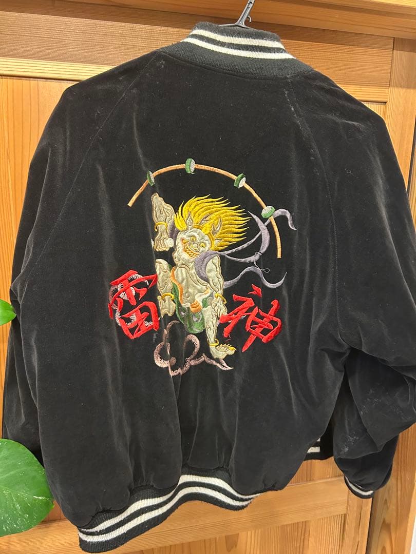 bbセール実施中　ベロア生地スカジャン