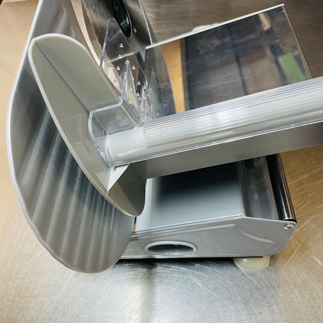 デロンギ電動フードスライサー 美品⭐︎SL360⭐︎ 送料込み！