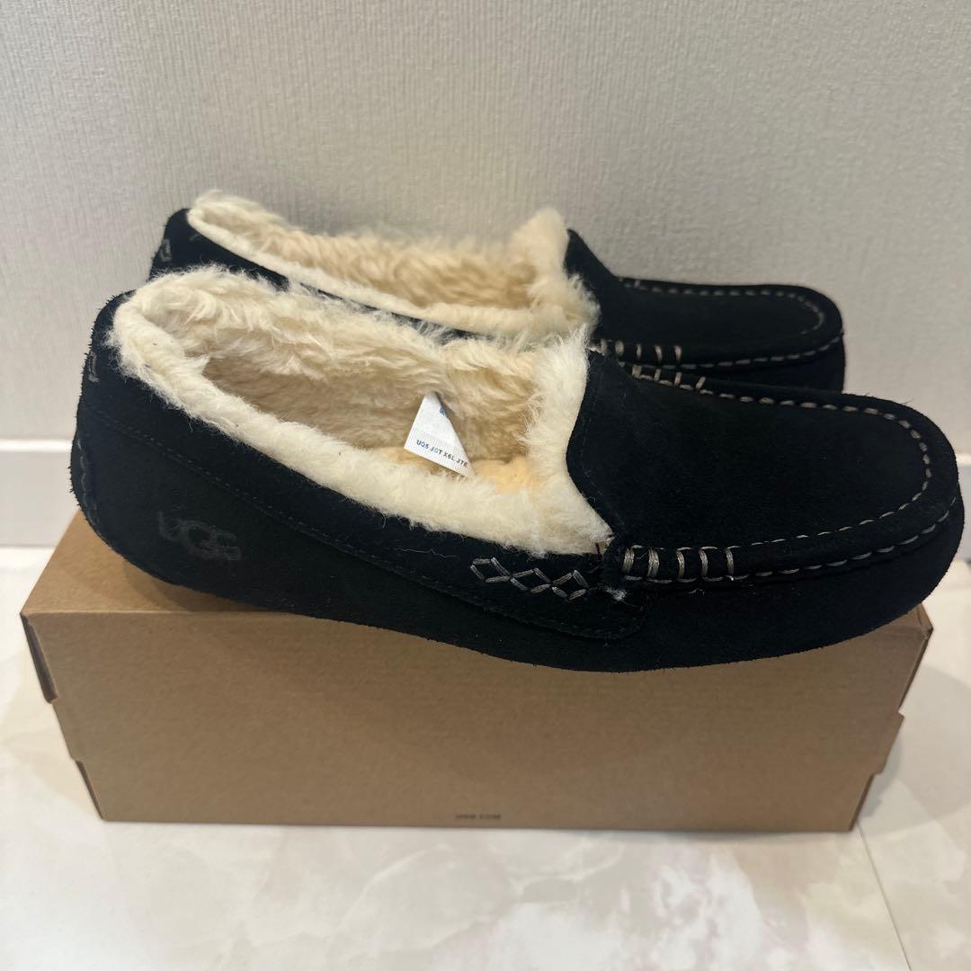 UGG ブラック モカシン 黒　24cm