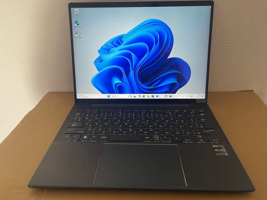 HP dragonflyG3 i5-1235U16GB 512GB LTEモデル