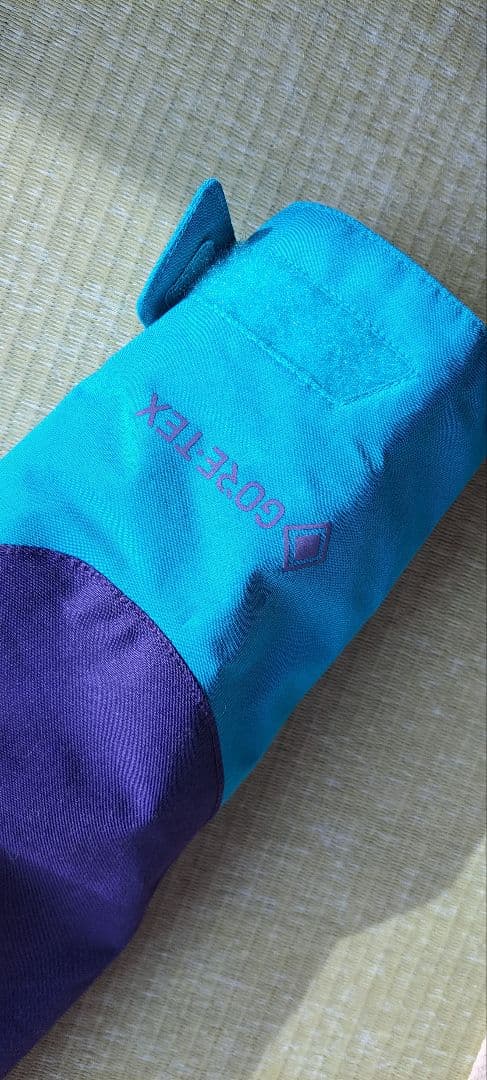 子ども用BURTONスノーボードウェアセット